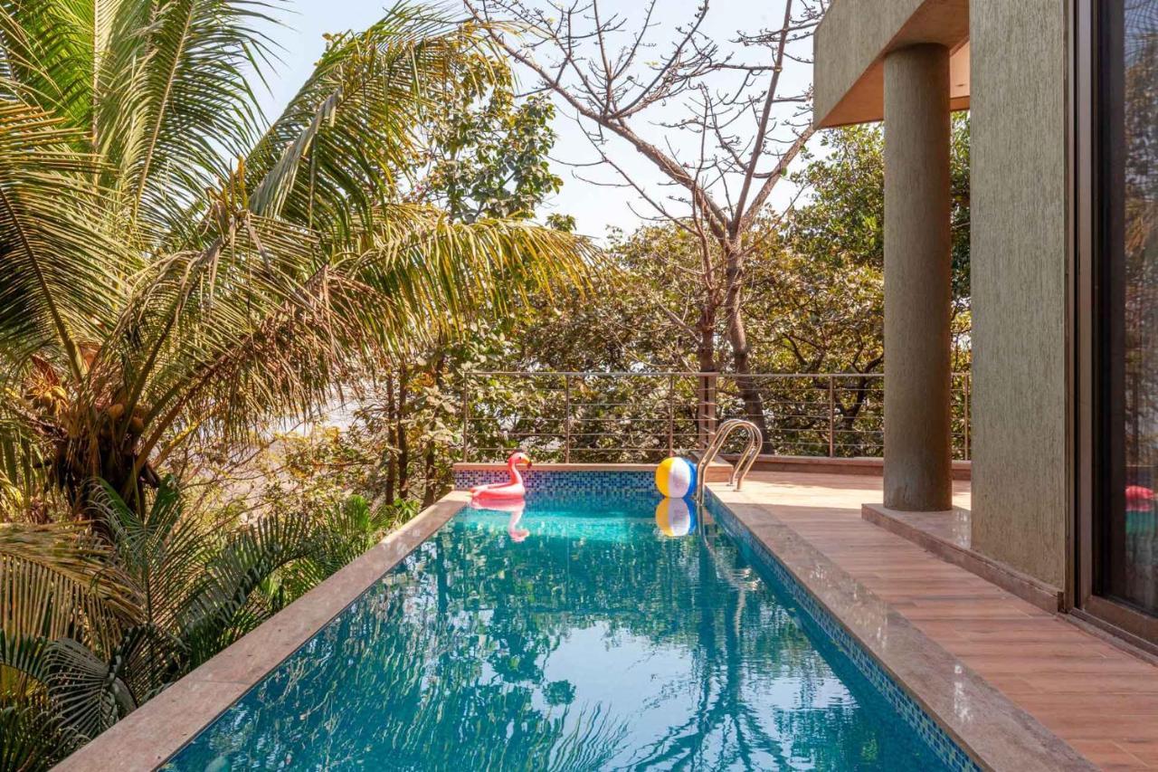 The Blue Horizon By Stayvista - Featuring A Beach-View Villa With A Swimming Pool, Indoor Games, And A Relaxing Balcony Alibag Luaran gambar